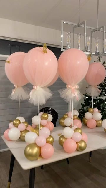 Centerpiece Butterfly Theme, Butterfly Balloon Centerpiece, Butterfly Theme Table Decor, Balloon Centerpieces Table, Baby Shower Butterfly Theme Centerpieces, Balloon Stand Centerpiece, Butterfly Baby Shower Ideas Centerpieces, Butterfly Theme Centerpieces, Butterfly Themed Baby Shower Ideas