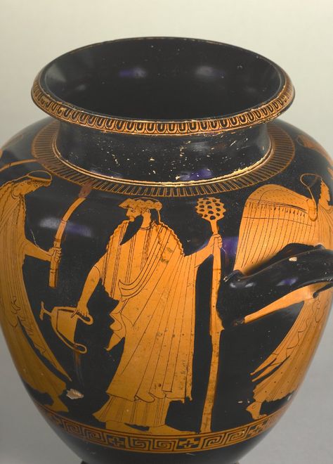 Perseus And Medusa, Ancient Greek Pottery, Egg Pattern, Vase Painting, Ancient Greek Sculpture, Greek Pottery, Ancient Greek Art, Greek Vases, La Face