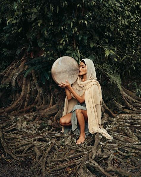 Nature, Shamanic Photoshoot, Witch Ceremony, Shaman Artwork, Healer Photoshoot, Shamanic Woman, Divine Feminine Photoshoot, Women In Forest, Shaman Aesthetic