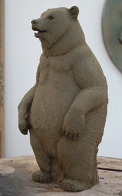 Clay Bear, Bear Sculptures, Pottery Animals, Tanah Liat, Bear Carving, Sand Sculptures, Clay Animals, Ceramic Animals, Pottery Sculpture