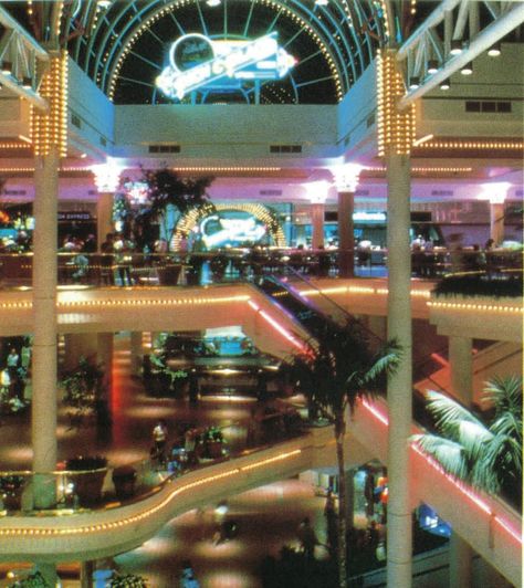 LuigiDonatello on Instagram: “Part 3 of Galleria at South Bay mall, Redondo Beach, California. Built in 1985. Scanned by me. . . . . . . . #80s #aesthetic #mall #malwave…” Vintage Mall Aesthetic, Y2k Mall Aesthetic, Los Angeles 80s Aesthetic, Big Mall Aesthetic, California 80s Aesthetic, 80s La Aesthetic, 1980s Mall Aesthetic, 80s Tokyo Aesthetic, 80s America Aesthetic