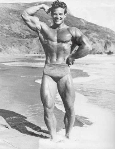 Steve Reeves Best Bodybuilder, Frank Zane, Steve Reeves, Power Walking, Bodybuilding Nutrition, Fitness Icon, Bodybuilding Diet, Natural Bodybuilding, Film Stars