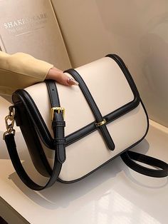 Stylish Sling Bags For Women, Casual Purses And Handbags, Korean Sling Bags Women, Aesthetic Bags Handbags, Hand Bags For Women Style, Sling Bags Women Casual Outfit, Korean Purse, Goyard Bag Price, Ladies Bags And Purses