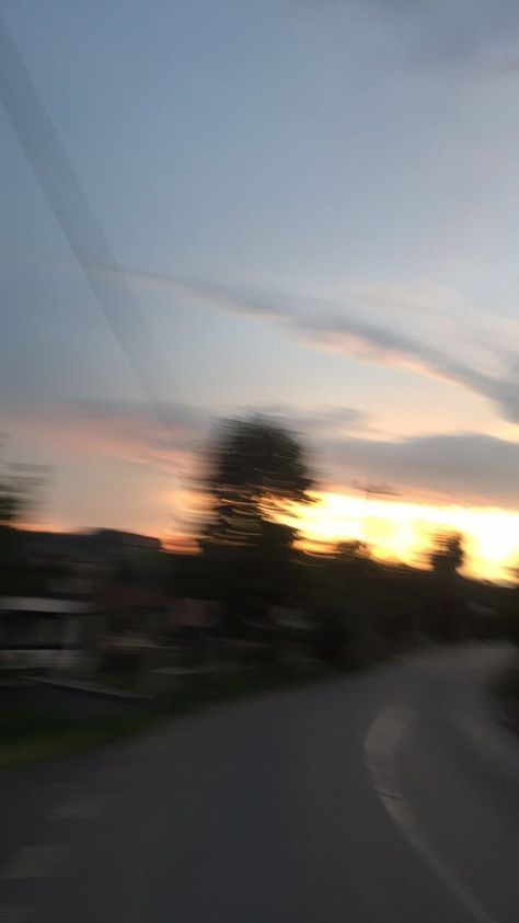 Nature, Shaky Pictures Aesthetic, Shaky Photos, Aesthetics Sky, Change Myself, Blurry Lights, Cool Nike Wallpapers, Next Life, Blurry Pictures