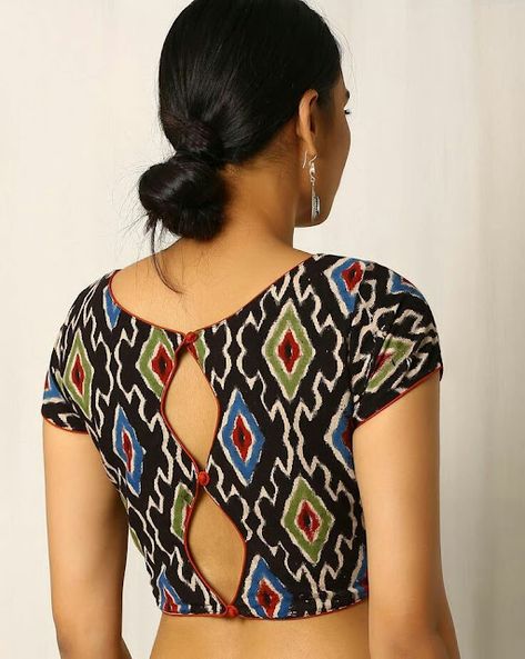 Couture, Blouse Design Back Neck, Blouse Ke Design, Blouse Design Back, Print Blouse Design, Kalamkari Blouse Designs, Ikat Blouse Designs, Latest Blouse Design, Desi Attire