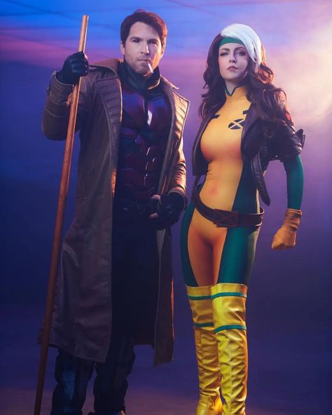 Prête, Ma Chérie? 🃏🔥💚👊 @maidofmight as Rogue @dadelza as Gambit Photographed by @ericcarrollphoto Rogue Costume by @therpc.studio #RogueXmen #XmenRogue #Rogue #AnnaMarie #Gambit #RemyLebeau #XMen97 #XMen #Marvel #MarvelComics #MarvelUniverse #RogueCosplay #GambitCosplay #XmenCosplay #MarvelCosplay #CosplayersOfInstagram #CosplayerOfInstagram #CosplayersOfIG #CosplayerOfIG #Cosplayers #Cosplay #PowerCouple #Superhero #Comics #DisneyPlus Rogue Xmen Cosplay, Marcille Cosplay, Gambit Cosplay, Rogue Costume, Rogue Xmen, Rogue Cosplay, Xmen Cosplay, Remy Lebeau, Marvel Cosplay