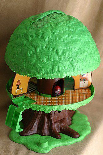 Weeble Wobble Treehouse  Circa 1970s- one of my FAV childhood toys!! 70s Toys, Childhood Memories 70s, View Master, 80s Toys, 80s Kids, Vintage Fisher Price, Vintage Memory, Oldies But Goodies, Raggedy Ann