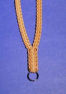 Stormdrane's Blog: Neck lanyard with a safety break-away Dirndl, Hemp Lanyard Diy, How To Make A Macrame Lanyard, Lanyard Design Ideas Diy, Macrame Lanyard Tutorial, Diy Macrame Lanyard, Paracord Lanyard Diy Tutorials, Macrame Lanyard Diy, Paracord Neck Lanyard