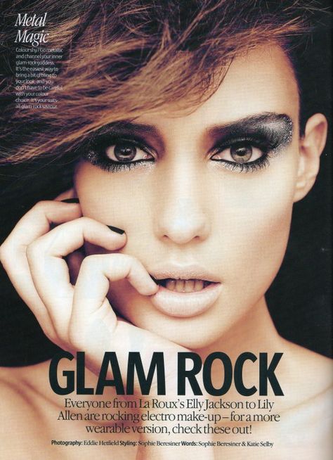 Look Magazine GLAM ROCK Rock Star Makeup, Glam Rock Outfits, Glam Rock Makeup, 80s Glam Rock, 70s Glam Rock, Glam Rock Style, Rock Makeup, 80s Makeup, 70s Glam