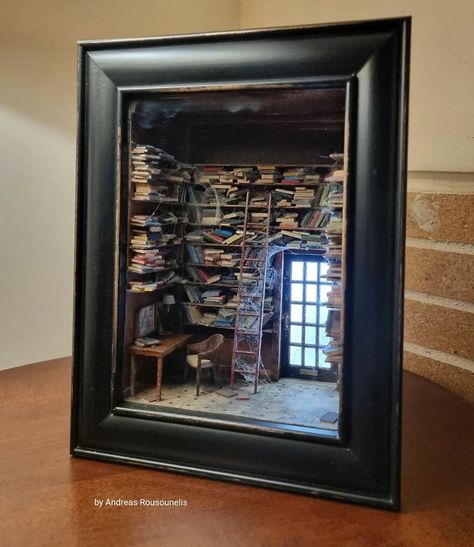 Bookcase Nook, Halloween Diorama, Room Box Miniatures, Miniature Artist, I Love Art, Vitrine Miniature, Tiny Art, Shadow Box Art, Miniature Rooms