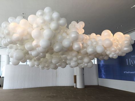 Cloud Sculpture, Cloud Party, Balloon Clouds, Prom Theme, Balloon Delivery, Budget Friendly Decor, Engagement Party Decorations, Kids Party Themes, Balloon Backdrop