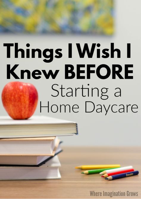 Things I wish I knew before starting a home daycare! Tips and advice on common issues facing new daycare providers and moms who are starting and running a home daycare! Real advice for family childcare providers #homedaycare #childcare Daycare Contract, Preschool Set Up, Daycare Setup, In Home Childcare, Opening A Daycare, Childcare Environments, Daycare Business Plan, Home Daycare Ideas, Daycare Rooms