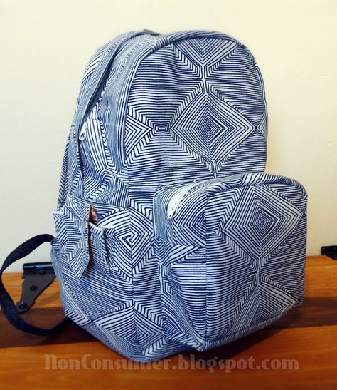 Amigurumi Patterns, School Backpack Pattern, Sewing Backpack, Diy Sac Pochette, Diy Backpack Pattern, Drawstring Bag Tutorials, Backpack Pattern Sewing, Backpack Sewing, Backpack Tutorial