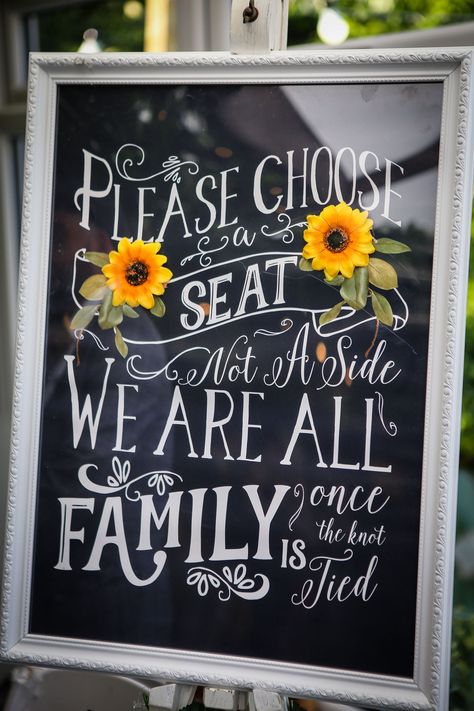 It’s sunflower season and we’re feeling inspired! We love the flower for it’s cheeriness and boldness, so decided to compile a ‘sunflower themed wedding’ inspiration blog! It’s full of fun wedding ideas and alternative wedding advice. Dive in and feel the sunshine! Photos by Freeformimages Sunflower Wedding Cricut Projects, Sunflower Themed Wedding Reception, Sunflower Wedding Isles Decoration, Black White And Sunflower Wedding, Sunflower Themed Wedding Decoration, Sunflower Country Wedding Ideas, Sunshine Wedding Theme, Black And Sunflower Wedding Decor, Black And White Sunflower Wedding