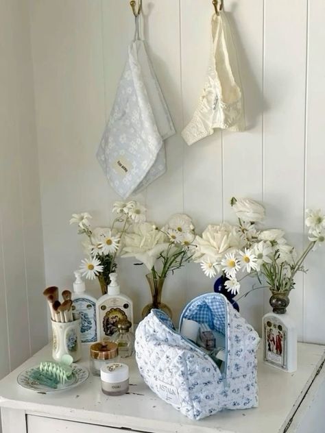 #coastal #coastalstyle #oldmoneyaesthetic #oldmoneystyle #oldmoney #coastalgranddaughter #summer #summerstyle #summervibes #blue #beach #beachlife #beachvacation #beachday #beachcore #feed #yourfeed #foryourfeed #foryoupage #aesthetic #views Aesthetic Views, Coastal Room, Coastal Aesthetic, Coastal Bedroom, Blue Beach, Room Inspiration Bedroom, Room Aesthetic, Dream Bedroom, Bedroom Inspo