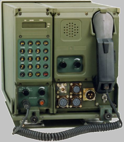 VHF hand-held radio - It is also Military Communication Equipment launched in 1998, together with the VRC-301 150 W HF tactical transceiver. more details about this equipment contact @navelec Retro Electronics, Radio Equipment, Retro Gadgets, Old Technology, Control Panels, Amateur Radio, Military Gear, Mechanical Design, Prop Design