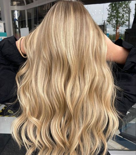 #BlondeHairGoals #BlondeTransformation #HairMakeover #BlondeBeauty #BlondeAmbition #HairInspo #BlondeBombshell #BlondeJourney #NewHairWhoDis #BlondeVibes #HairTransformation #BlondeLife #BlondeHighlights #BlondeObsessed #BlondeMagic Hair Blonde Inspiration, Balayage Hair On Blonde Hair, Bright Golden Blonde Balayage, Medium Light Blonde Hair, Very Dirty Blonde Hair, Highlights In Natural Blonde Hair, Honey Blonde All Over Color, Honey Bright Blonde Hair, Bright Golden Blonde Hair Highlights