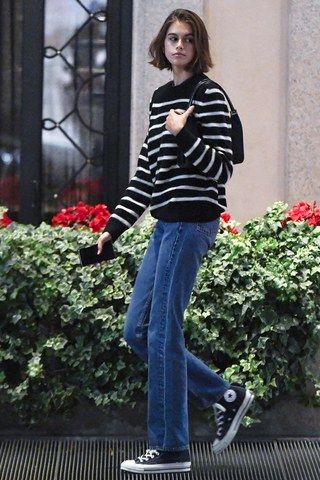 Kaia Gerber Street Style, Kaia Gerber Style, Ținută Casual, Outfits With Converse, Vogue Uk, Stil Inspiration, Kaia Gerber, Fashion World, 가을 패션