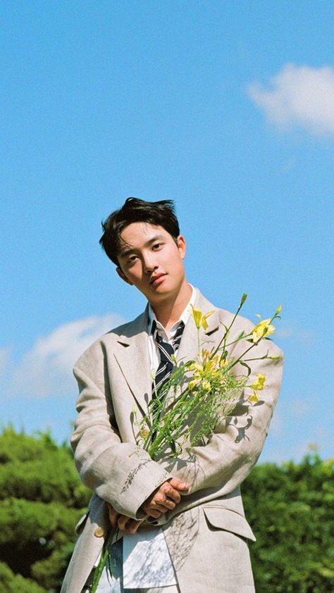 Do Exo Aesthetic, D.o Kyungsoo Photoshoot, Foto Do Exo, Iphone Wallpaper Green, Exo Album, Aesthetic Lockscreen, Exo Art, Exo Lockscreen, Studio Portrait Photography