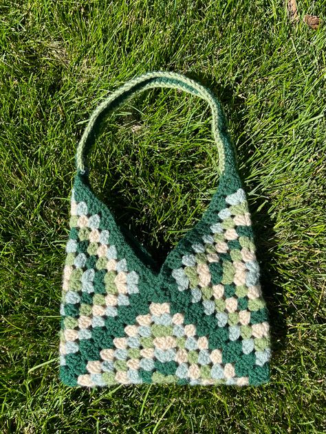 Two Granny Square Bag, Grandmas Squares Crochet, How Many Granny Squares For A Bag, Granny Square Envelope Bag, Stuff To Do With Granny Squares, 3 Square Crochet Bag, Crocheted Shoulder Bag, Crochet 3 Granny Square Bag, Green Granny Square Crochet