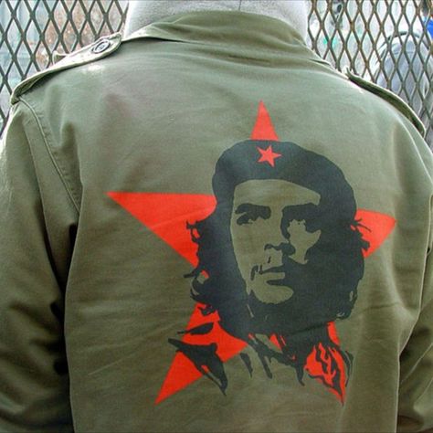 Fifty-two years after his demise in Bolivia, the maniacal socialist Ernesto “Che” Guevara is still making headlines and spoiling perfectly good clothes. Freedom Fighters, Che Guevara T Shirt, Christmas Giving, Che Guevara Art, Book Burning, Ernesto Che, Help The Poor, Promote Book, Lady And The Tramp