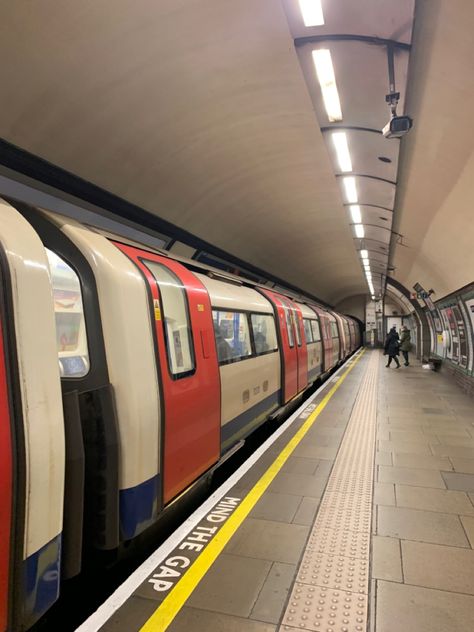 London’s underground train Nature, Train Station Underground, Underground Train Station, London Train Station, Train Aesthetic, London Underground Train, Underground Train, James Marriott, London Wallpaper