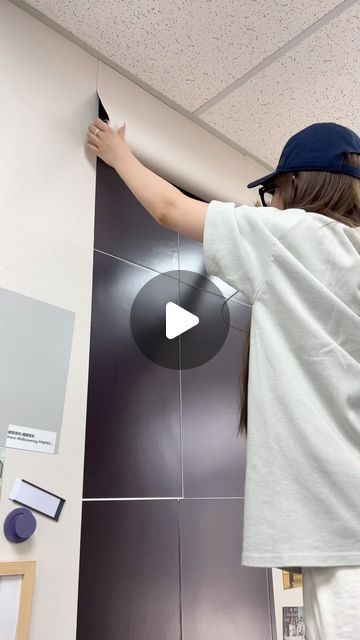 Wise Choices on Instagram: "New trends : How to use magnetic wallpaper 
(Source:ultralmagnet)
#magnet#HomeDecor #DIY #missmag #wallpapers
#recycle" Magnetic Wallpaper, Magnet Diy, Magnetic Wall, Good House, June 21, Fridge Magnet, New Trends, Teaching Ideas, How To Use