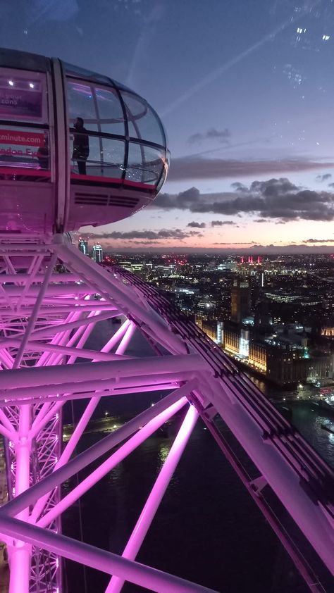 Aesthetic Wallpaper London Night, London Eye Aesthetic Night, London Luxury Aesthetic, Night London Aesthetic, Night Aesthetic London, London At Night Aesthetic, London Eye Aesthetic, London Streets Aesthetic, London Eye Night