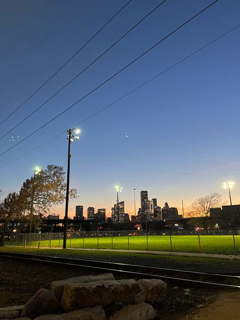 #houston #skyline #sky #night #nightlife #texas #food #houstonfood Form Outfits, 6th Form Outfits, 6th Form, Houston Skyline, Houston Art, Houston Food, Texas Houston, Texas Food, Cruel Summer