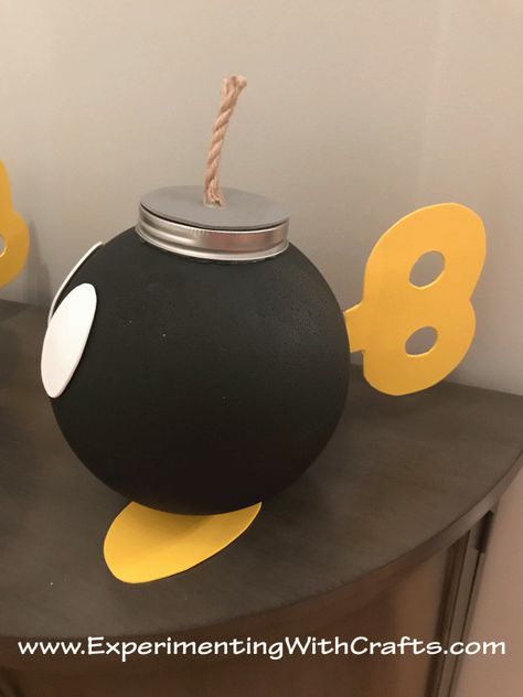 Super Mario Cardboard Diy, Super Mario Banana Peel Diy, Diy Mario Banana Peel, Mario Kart Trophy Diy, Diy Mario Coins, Super Mario Props Diy, Mario Kart Banana Peel Diy, Mario Cart Diy, Diy Mario Kart Decorations