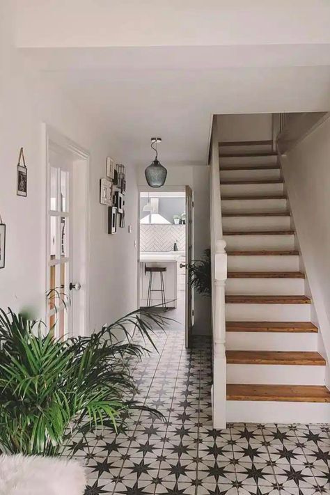 Grey And White Hallway Ideas, Neutral Hallway Ideas, White Hallway Ideas, Grey And White Hallway, Neutral Kitchen Colors, Neutral Hallway, Black And White Flooring, Hallway Tiles Floor, Concrete Stain Patio