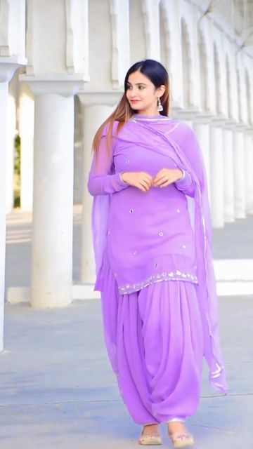 Panjabi Looks Women, Salwar Models, Fashion Activation, Oshin Brar, Panjabi Dress, Indian Formal Wear, Affordable Lipstick, Ladies Suit Design, Ladies Suits Indian