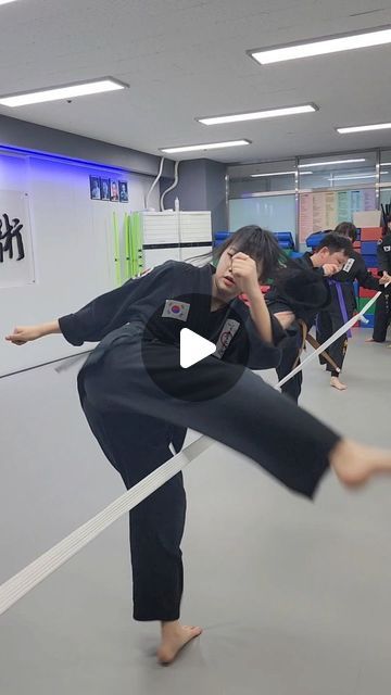 Martial Artists, Hapkido, Jiu Jitsu, Spin Kick, Judo Karate, Karate Uniform, Kang Jun, The Artist Movie, Kids Class