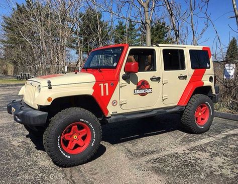 Jurassic park jeep Jeep Wranglers, Jurassic Park Car, Jeep Jk Unlimited, Jeep Hacks, Jurassic Park Jeep, Jeep Concept, Jeep Baby, Jurassic Park Movie, Custom Truck