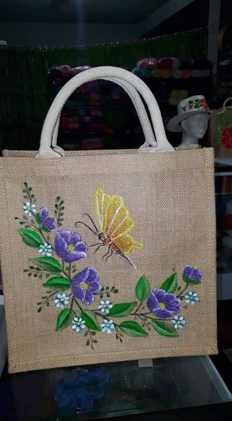 Hand Painted Bags Handbags, Hand Painted Bags, Hand Bags Ideas, Jute Bags Design, Painted Tote Bag, Painted Canvas Bags, Fabric Paint Shirt, Ladies Hand Bags, Painted Purse