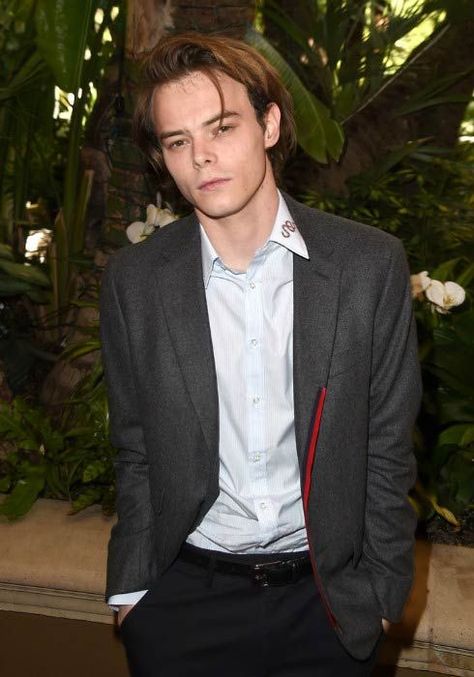 Charlie Heaton Birthday, Real Name, Family, Age, Weight, Height, Girlfriend(s), Bio & More Freddie Stroma, Jonathan Byers, The New Mutants, Eyes Color, Stranger Things 3, Jamie Campbell, Donald Glover, Hey Dude, Hot Actors