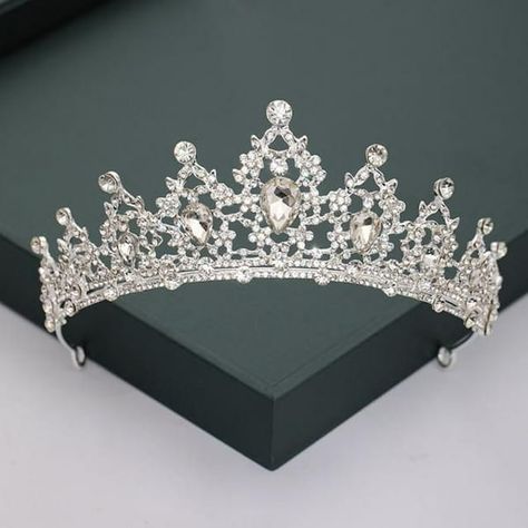 You see the title, let's get you a stunning tiara! Princess Wedding Tiara, Royal Wedding Crown Tiaras, Crowns For Wedding Brides, Quince Crown Silver, Quince Crowns Silver, Quince Tiaras, Quince Crowns, Quince Crown, Prom Crown