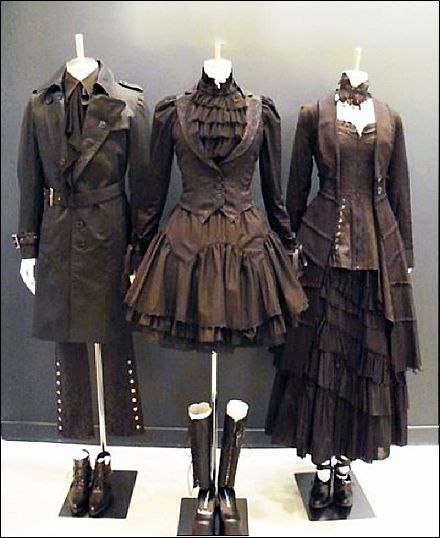 Modern Twist on Victorian Style as Goth vs Halloween Dress Steampunk Clothing, Moda Steampunk, Mode Steampunk, Fest Outfits, Victorian Steampunk, Steampunk Costume, Gothic Steampunk, Halloween Fashion, Look Casual
