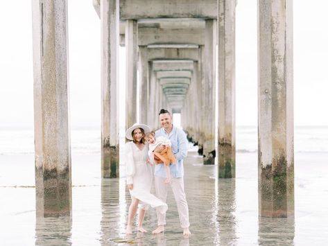 San Diego Family Photos | Scripps Pier La Jolla | Scripps Pier Photoshoot | La Jolla Family photos | San Diego Beach Family Photos Pier Photoshoot, Rock Family, Lifestyle Newborn Photos, Beach Family Photos, Lifestyle Photography Family, San Diego Beach, Newborn Lifestyle Session, Beach Family, Lifestyle Newborn