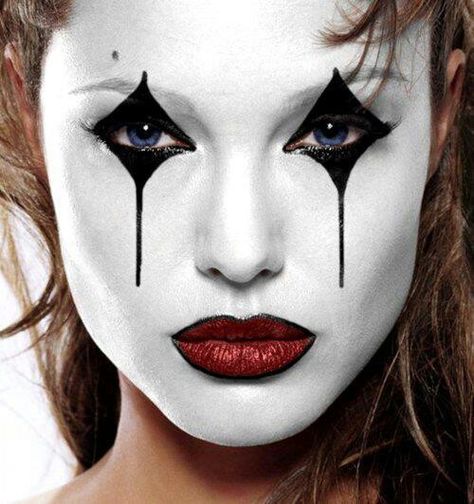 the diamond eyes, but with a heart at the bottom of the left side and a diamond at the bottom of the right. one black lip, one red lip Harlequin Makeup, Mime Face, Jester Makeup, Mime Costume, Circus Makeup, Mime Makeup, Carnival Makeup, Clown Faces, Pintura Facial