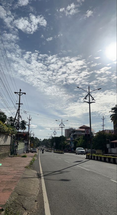 Sky And Road Aesthetic, Aesthetic Sky Pictures India, Fake Ig Stories Aesthetic, Sunny Clouds Aesthetic, Morning Road Snap, Thrissur Aesthetic, Morning Pictures Aesthetic, Aesthetic Cloud Pics, Morning Sky Snap