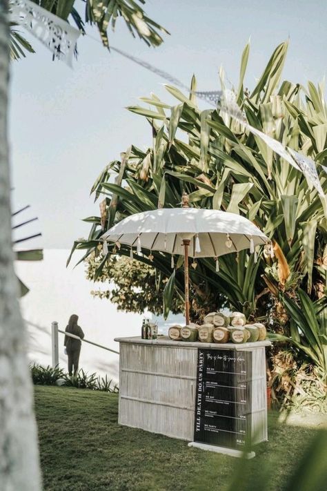 Bali Theme Wedding, Bali Beach Wedding, Bali Villa Wedding, Bali Themed Party, Thai Wedding Decoration, Beach Wedding Bar, Bali Wedding Decor, Bali Wedding Ideas, Wedding Refreshments