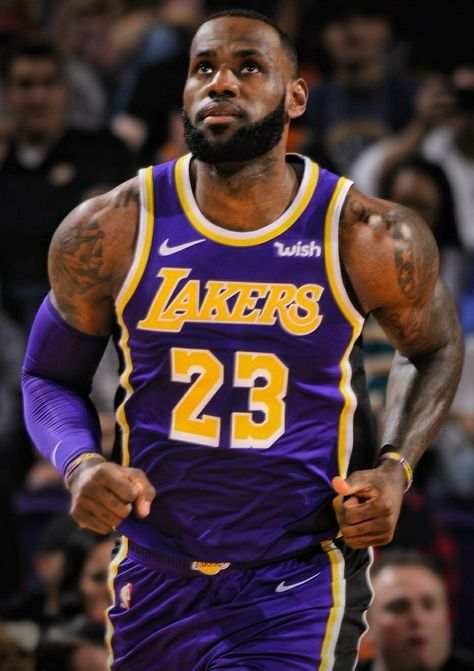 Nba Lebron James, Lebron James Lakers, Basketball Players Nba, David Robinson, Basketball Is Life, Basketball Photography, Basketball Star, Basketball Art, Ncaa Basketball