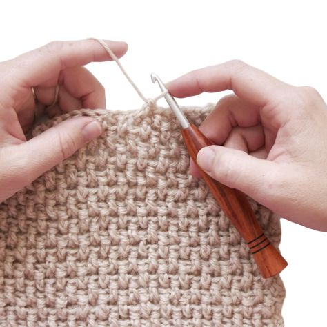 How to crochet Mini Basket Weave Stitch: Totally Textured Tuesday - WeCrochet Staff Blog Woven Crochet Pattern, Mini Basket Weave Crochet Stitch, Crochet Mini Basket, Wave Blanket, Crochet Hooded Scarf Pattern, Crochet Blanket Kit, Basket Weave Stitch, Basket Weave Crochet, Wood Crochet Hook