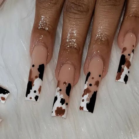 Cowgirl Nails, Rodeo Nails, Cowboy Nails, Cow Print Nails, Art Nail Designs, Western Nails, Cow Nails, Design Nail Art, Diy Acrylic Nails