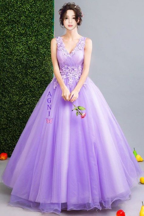 Jimin lavender party wear Lavender Ball Gown, Neon Prom Dresses, Prom Dress With Lace, Lavender Gown, Classy Prom, Lace Beading, Formal Prom Dress, Lavender Dresses, Color Lila