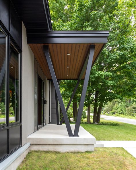 Modern Porch Awning, Pergola Over Front Door Entrance Porch Ideas, Modern House Porch Design, Modern Front Porch Awning, Modern Roof Overhang, Modern Covered Front Porch, Modern Porch Posts, Modern Front Door Canopy, Modern Front Porch Posts