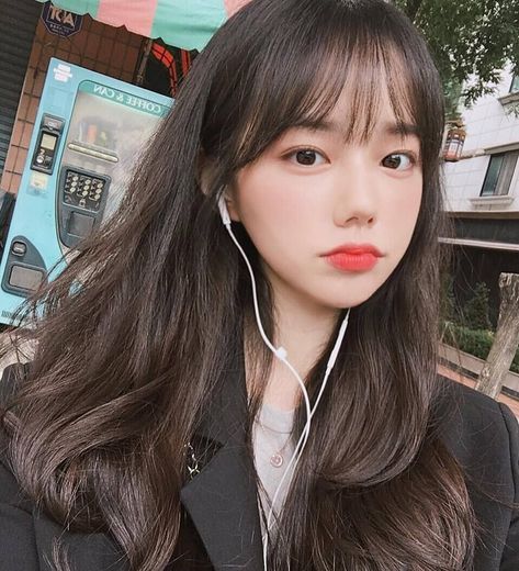 Korean Bangs Hairstyle, Korean Bangs, Korean Long Hair, Ulzzang Hair, Korean Haircut, Fesyen Rambut, Long Hair With Bangs, Asian Hair