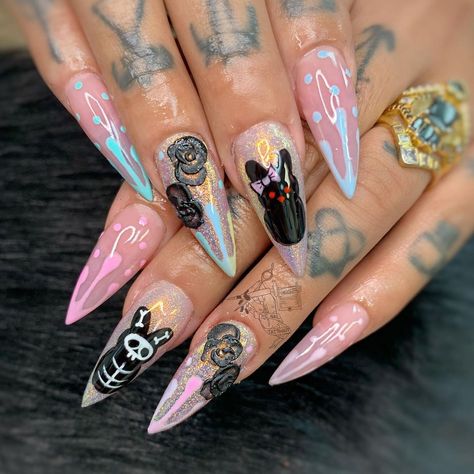 Pastel Horror Nails, Pastel Goth Easter Nails, Spring Gothic Nails, Spooky Easter Nails, Alternative Spring Nails, Gothic Easter Nails, Dark Easter Nails, Black Easter Nails, Goth Easter Nails