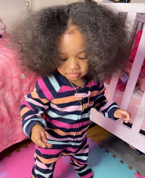 Lightskin Babies, Drill Rappers, Daughter Hairstyles, Kids Outfits Daughters, Mommy And Baby Pictures, Black Kids Fashion, Kid Hairstyles, Kids Fever